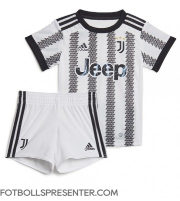 Juventus Hemmatröja Barn 2022-23 Kortärmad (+ korta byxor)